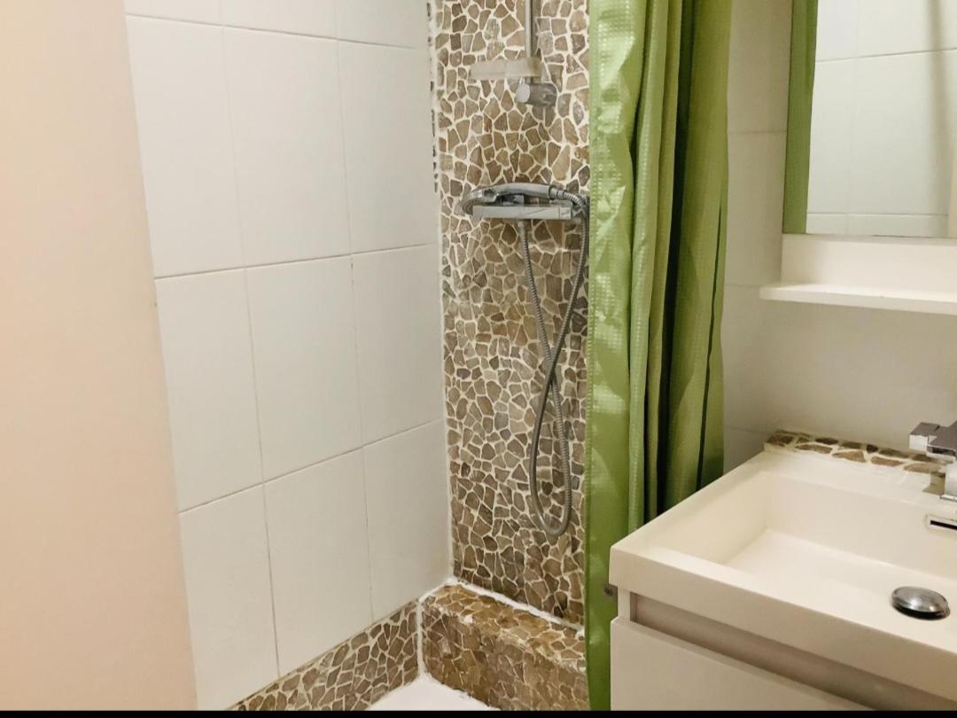 Eco'Cooning Appartement Nîmes Buitenkant foto